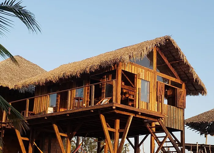 Divino Tatajuba Eco-Bungalow, Beach Kite Front, Amazing View!